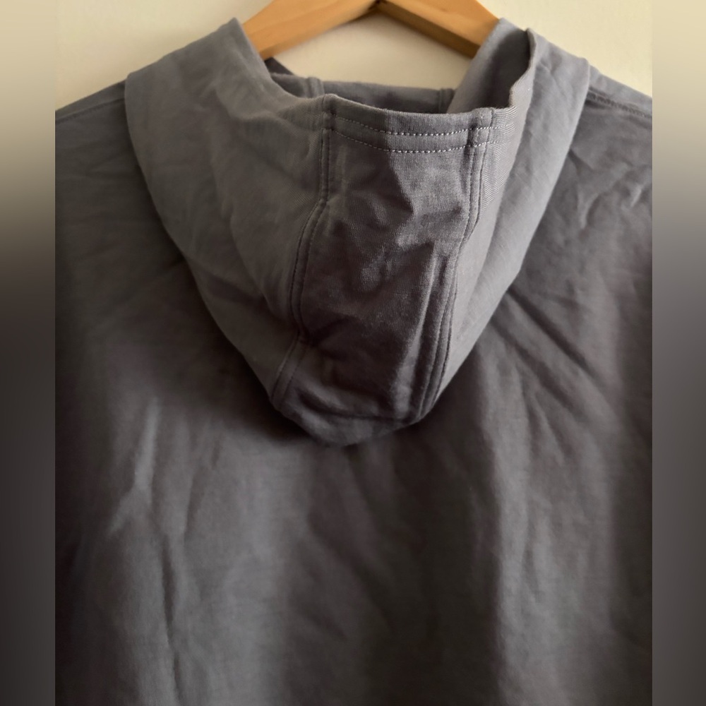 Peter Millar 90% merino wool Gray hoodie - Picture 6 of 8